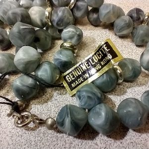 9.5" GENUINE LUCITE vintage double strand gray marbled necklace. P&P